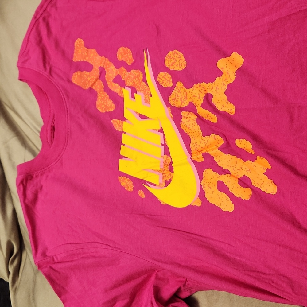 Nike Tee